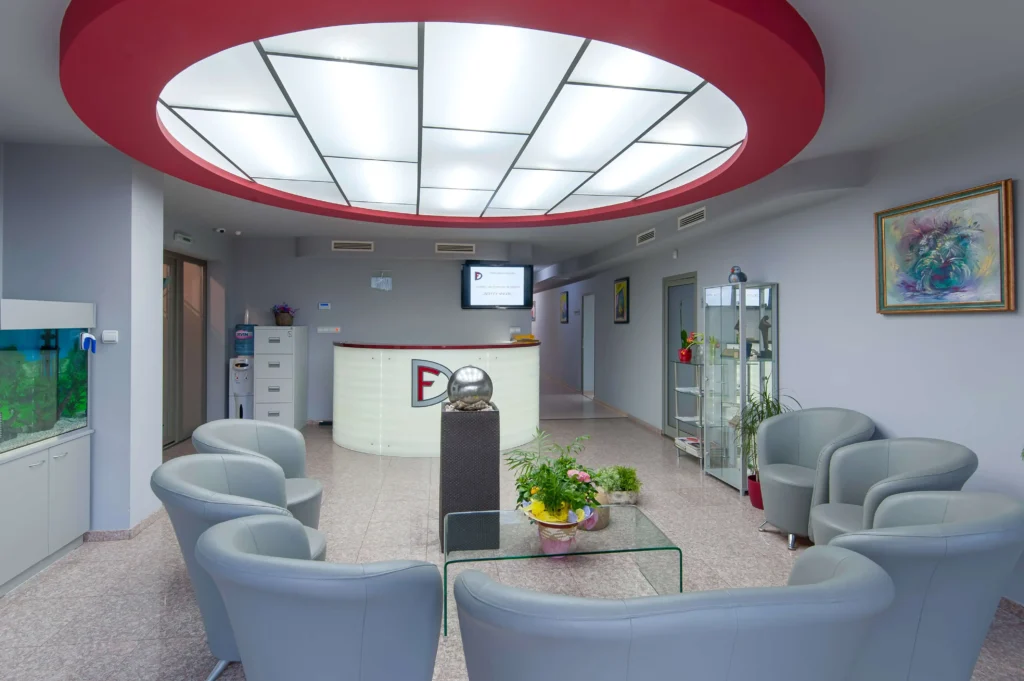 Рецепция клиника Дента Фейс Благоевград